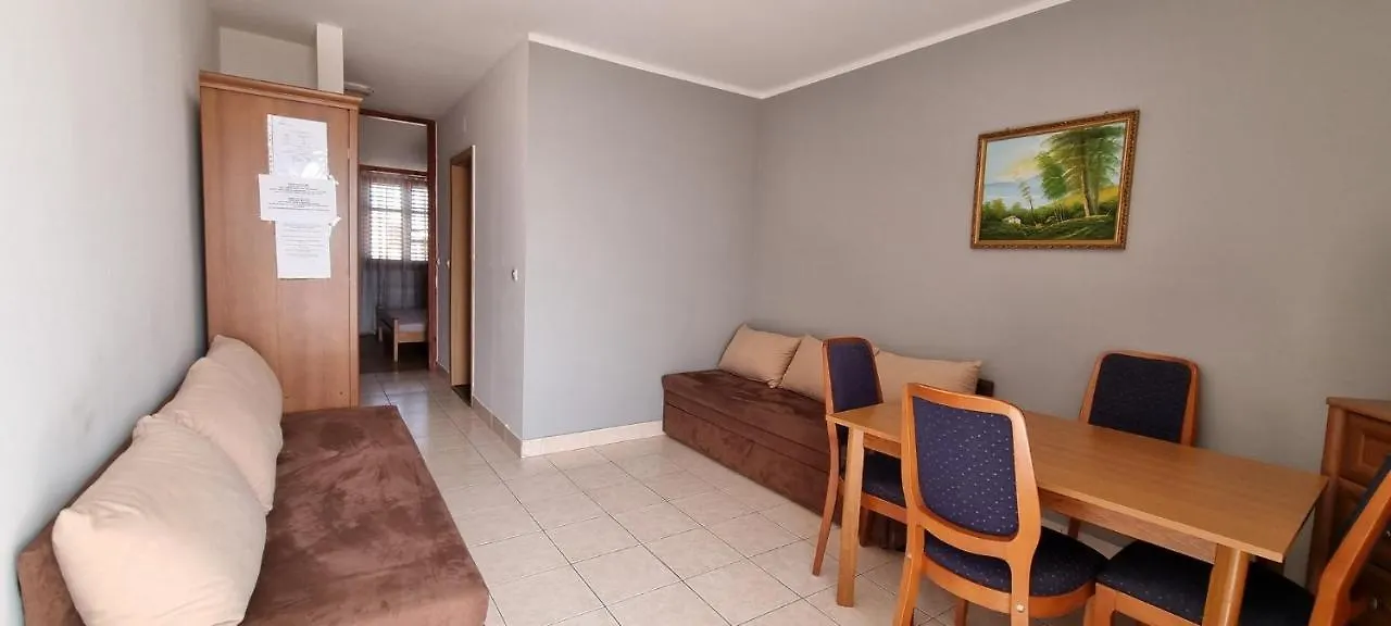 Apartments Real - 10 M From Sea Medulin