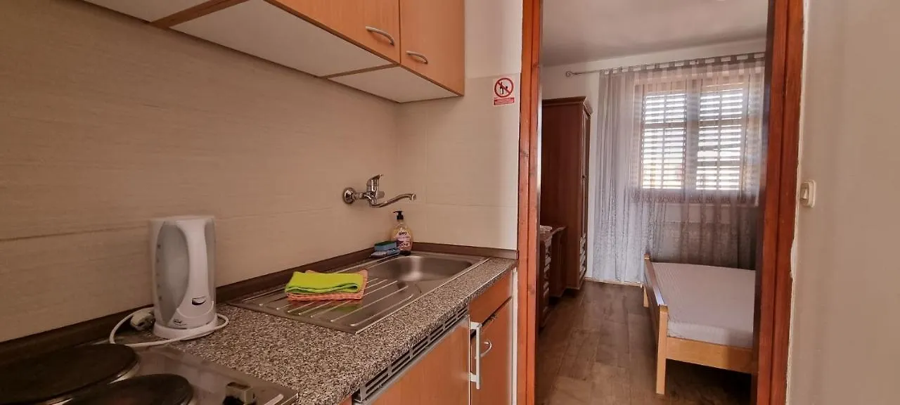 Apartments Real - 10 M From Sea Medulin