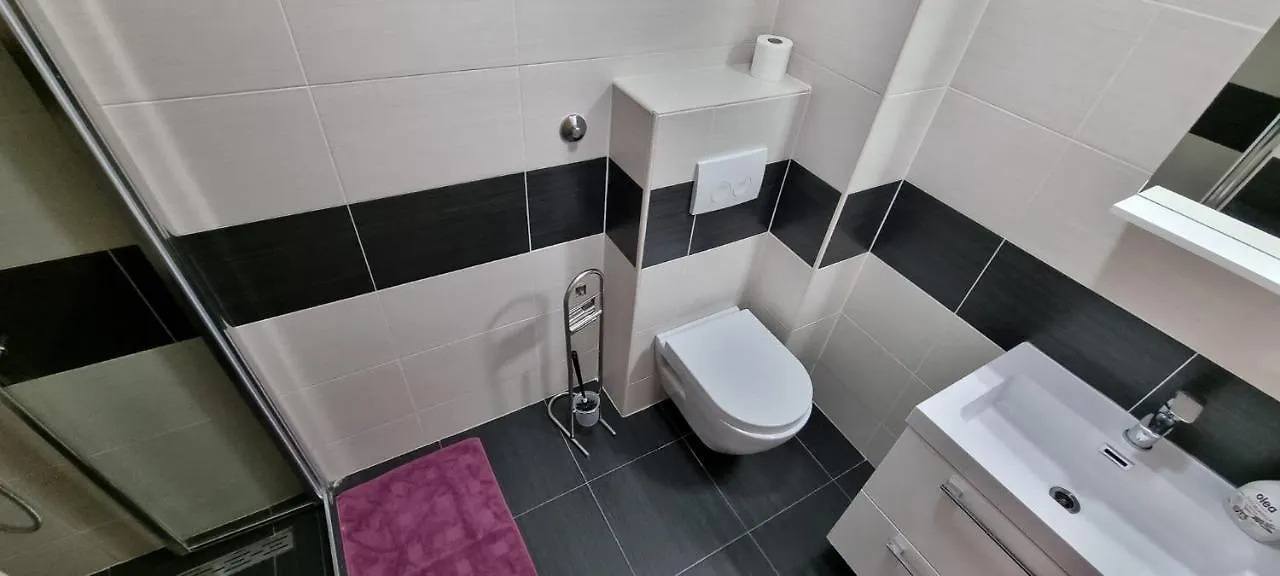 Apartments Real - 10 M From Sea Medulin