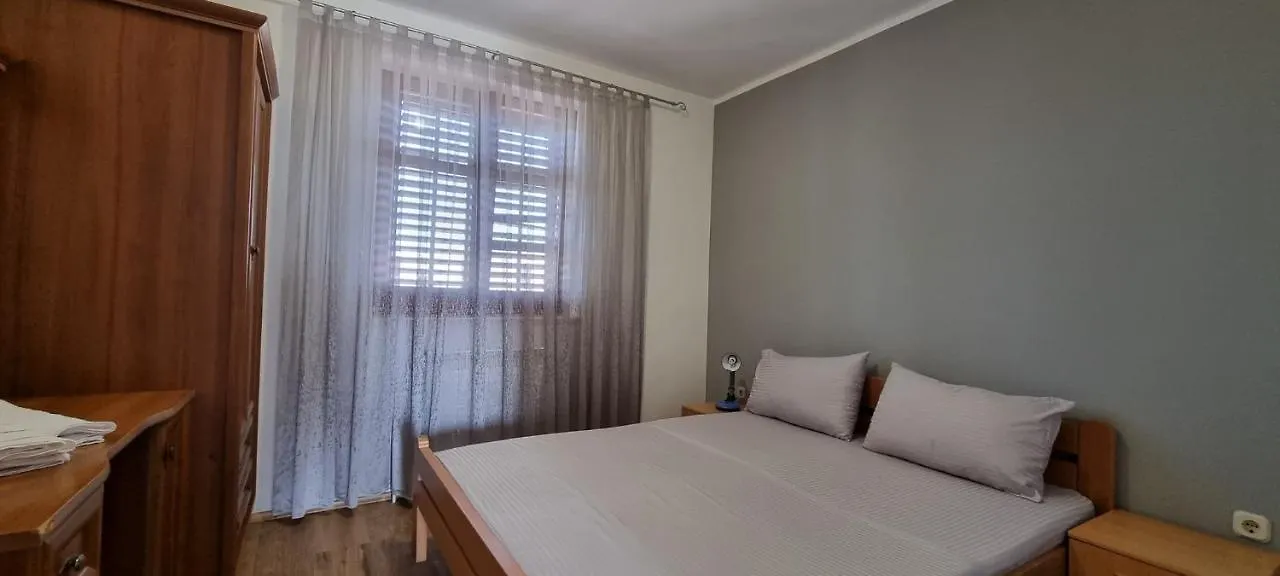 Apartments Real - 10 M From Sea Medulin