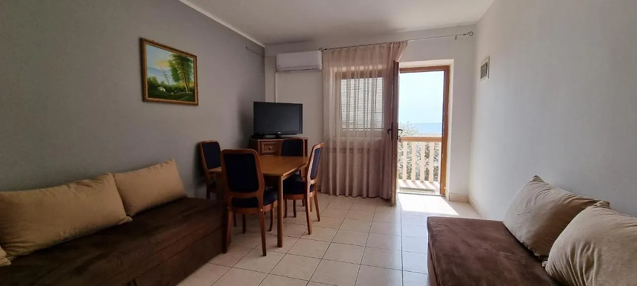 Apartments Real - 10 M From Sea Medulin